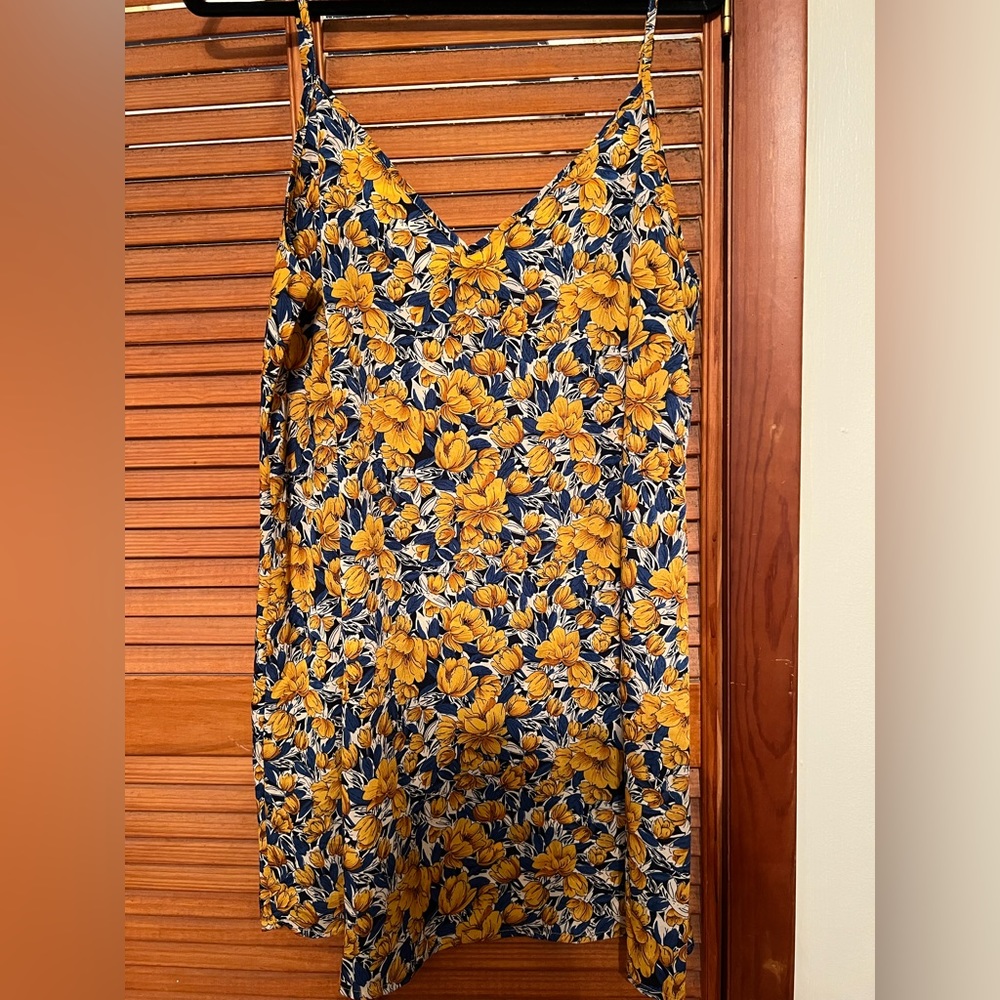 MUST GO BY 8/11: Shein blue and gold floral sundress